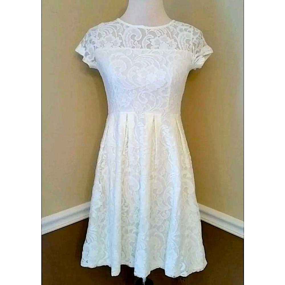 Cream Ivory Lace Pleated Short Sleeve Modcloth Dress Yellow Star Sizes S M